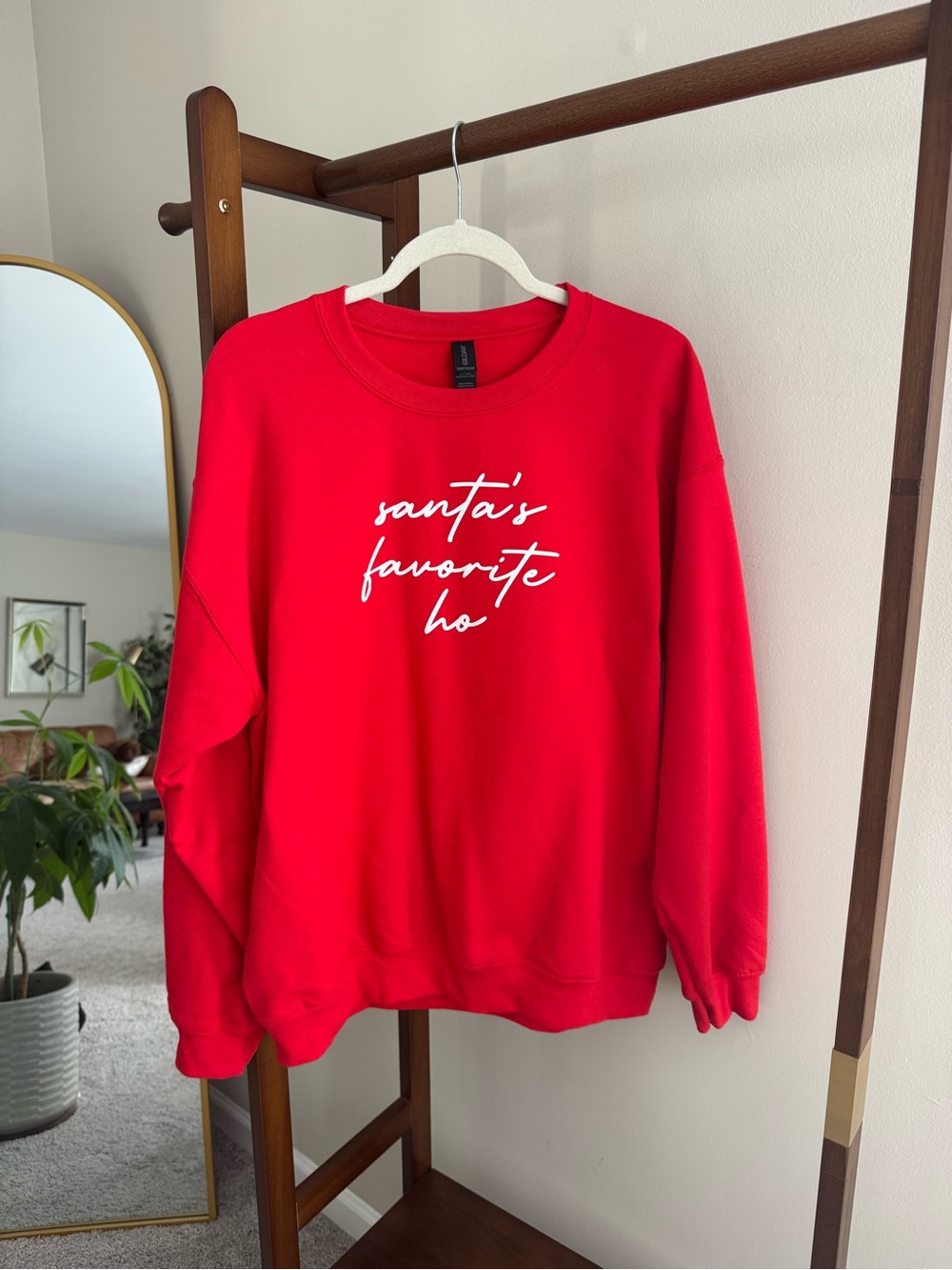 Santa’s Favorite Ho Funny Christmas Sweatshirt Red Size Large